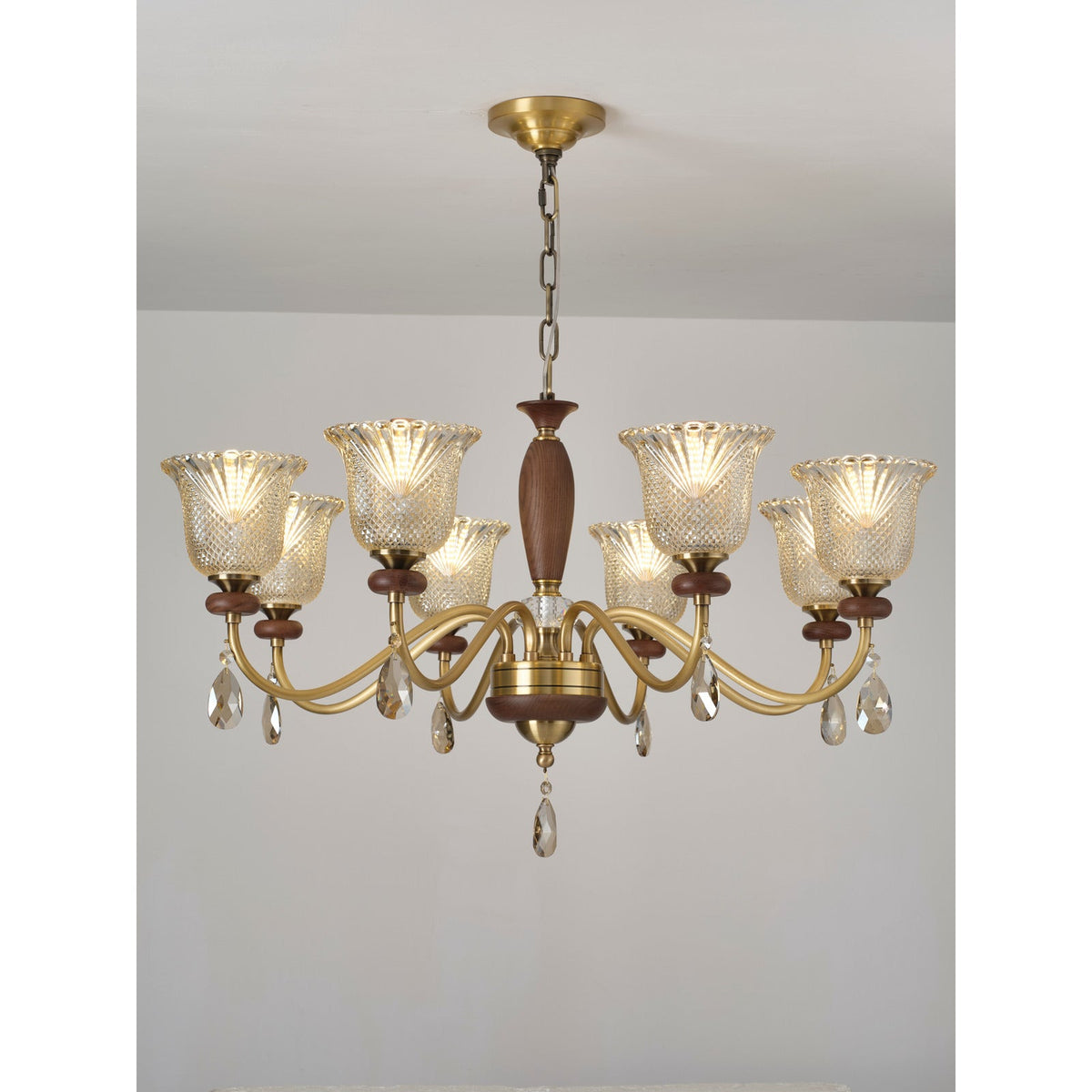 
Cognelle eight-light chandelier complete product view