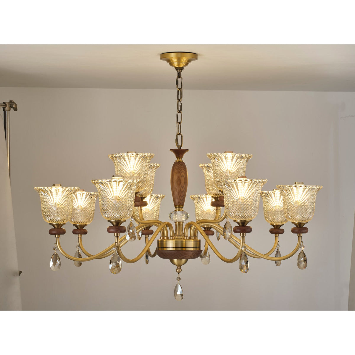 
Cognelle eight plus four two-tier chandelier complete product view